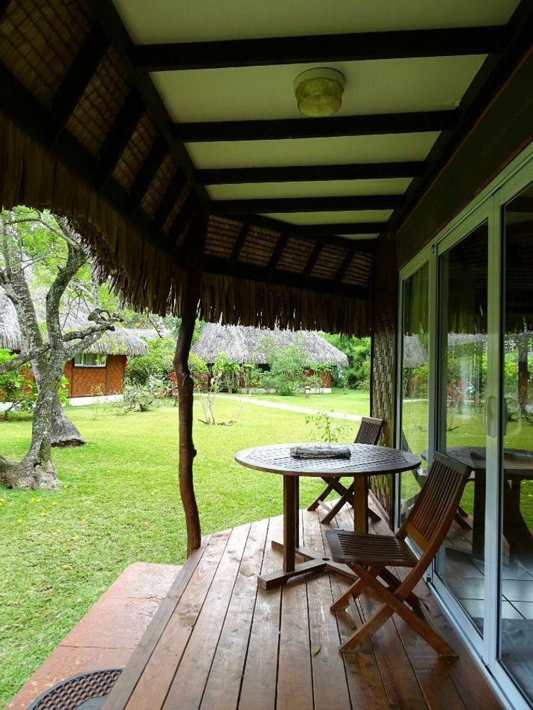 Hotel Les Tipaniers Moorea Exterior photo
